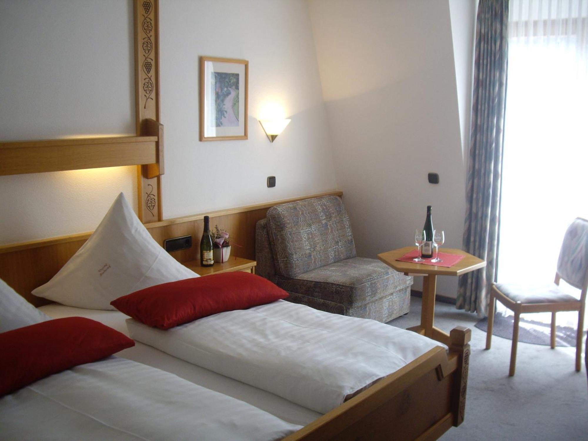 Winzerhof Brachtendorf Alken Chambre photo
